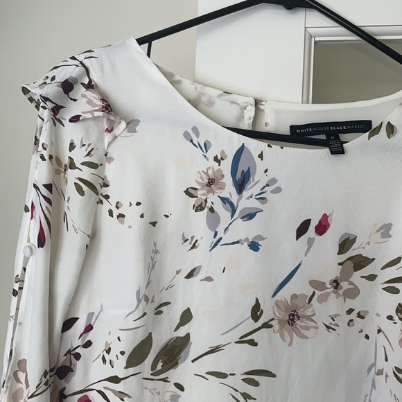 White House Black Market Blouse Size 0 - Picture 2 of 3